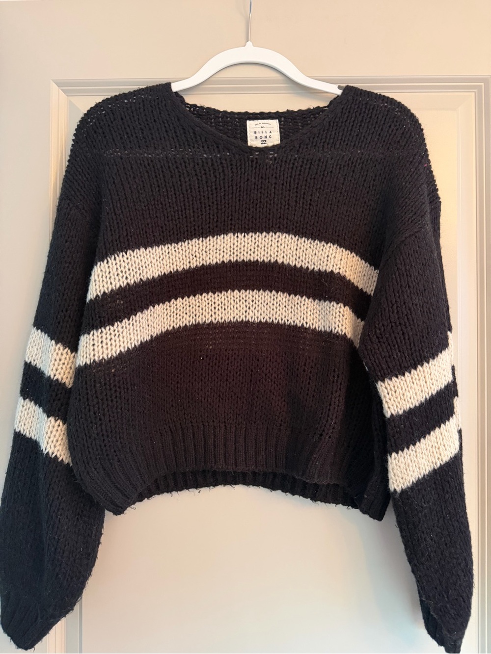 Billabong Black Sweater with Cream Stripes Cropped Crew